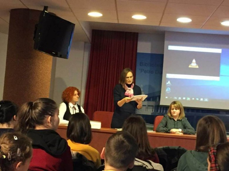 Festivitatea de premiere a elevilor participanti la Concursul regional ,,Ziua Multumirii”, Sala de conferinte a Bibliotecii Judetene ,,Petre Dulfu”, decembrie 2018