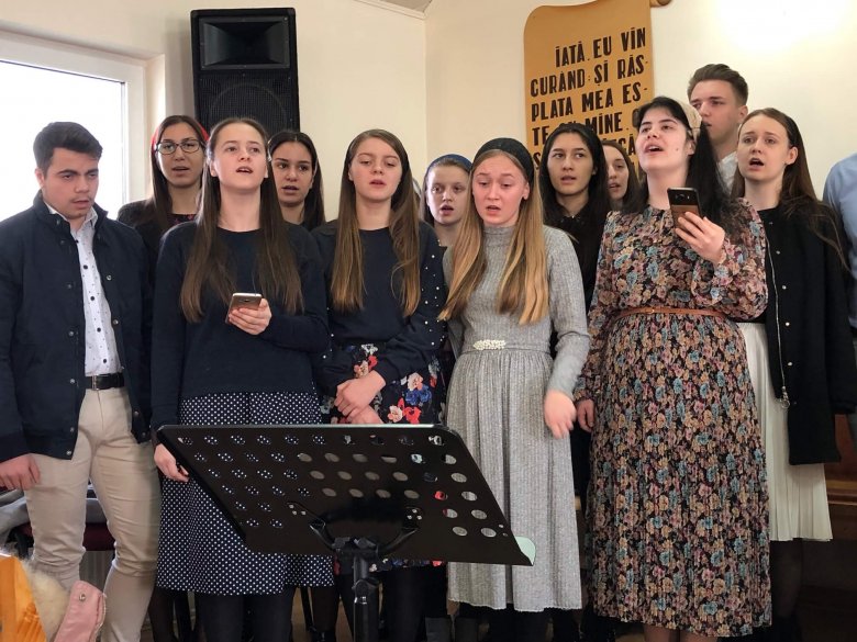 Misiune la Biserica Penticostală Lăschia, februarie 2019, Corul liceului, prof. coord. Bîrle Samuel Florin